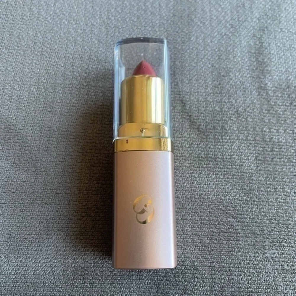 ORCHID LIPSTICK